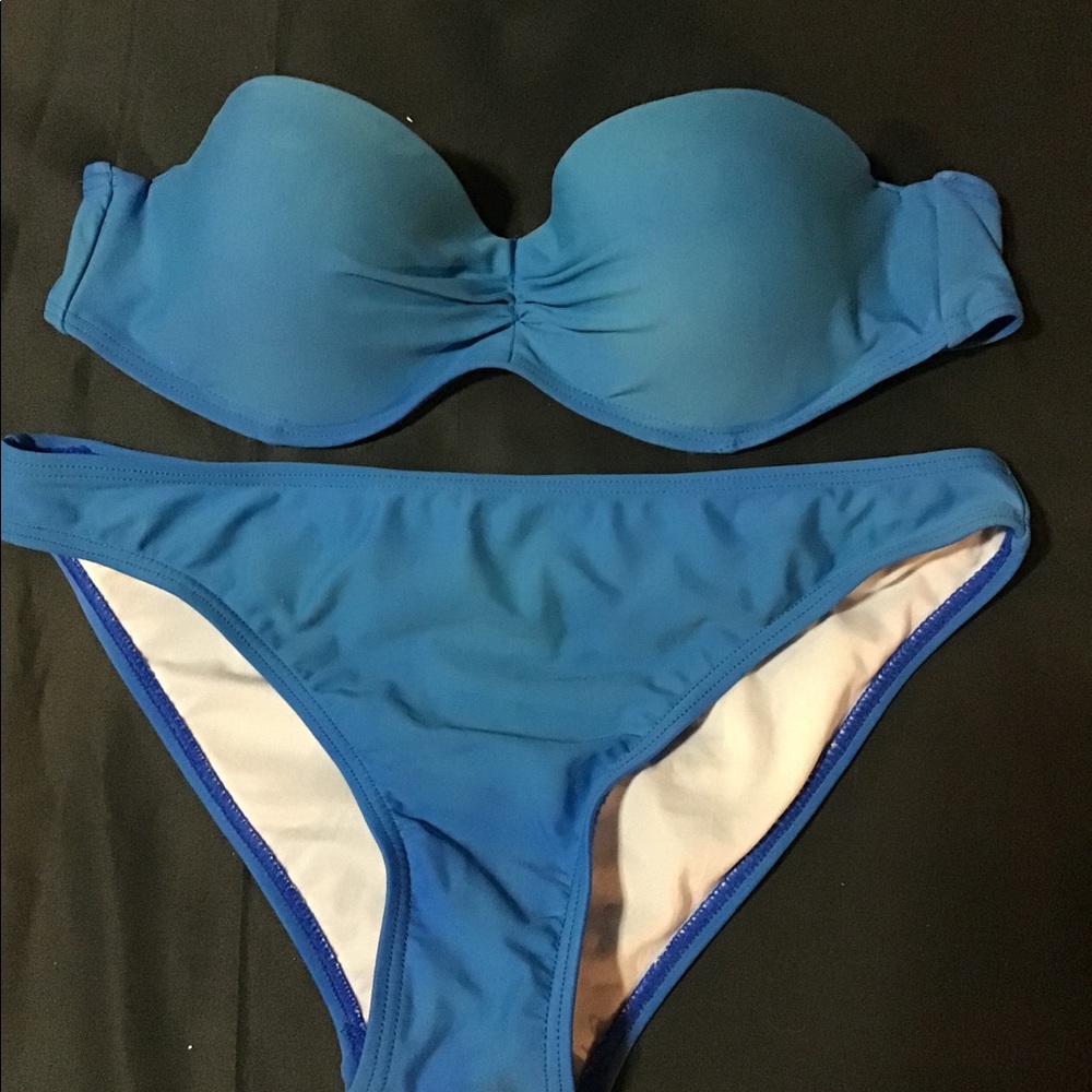 ISLAND LOVE BIKINI SZ M 5/7 GUC